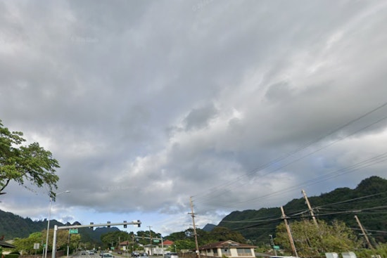 Honolulu Wakes To Soaking Showers As High Surf Pounds South Shores