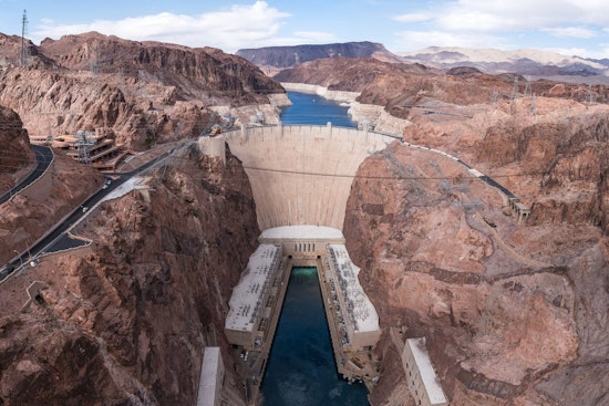 Hoover Dam Lockdown Snarls Tours as Emergency Road Fix Shuts Iconic Crossing