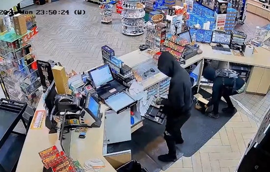Houston Cops Renew Hunt For Buffalo Speedway Robbery Crew