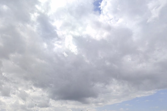 Houston Heat Builds Toward 99 Degrees With Brief Storm Chances