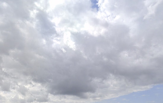 Houston Heat Builds Toward 99 Degrees With Brief Storm Chances