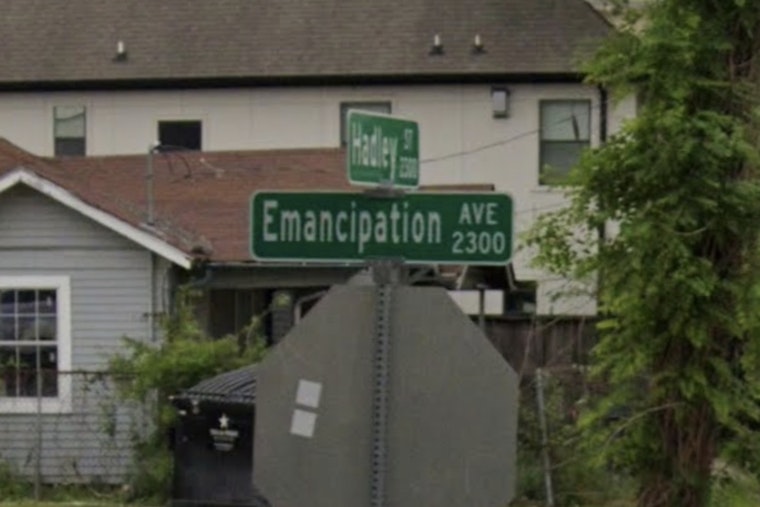 Houston Man, 68, Struck And Killed Crossing Emancipation Avenue