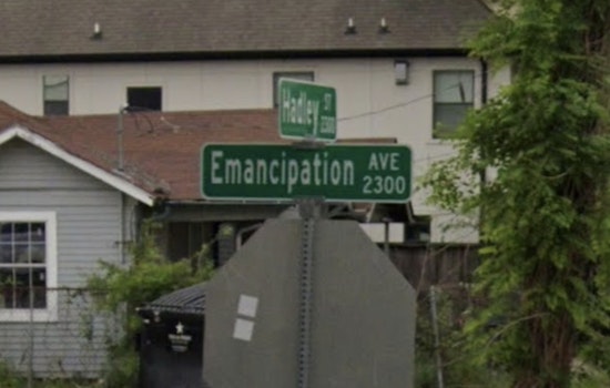 Houston Man, 68, Struck And Killed Crossing Emancipation Avenue