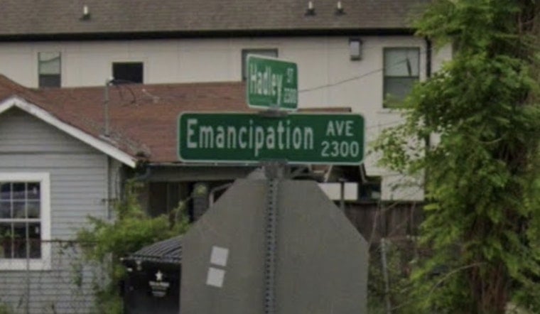 Houston Man, 68, Struck And Killed Crossing Emancipation Avenue