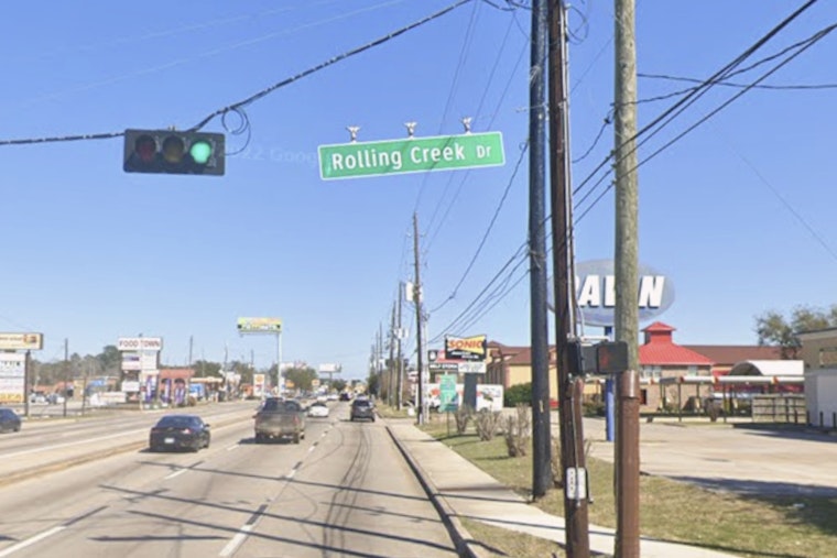 Houston Man Clings to Life After Rolling Creek Drive Shooting