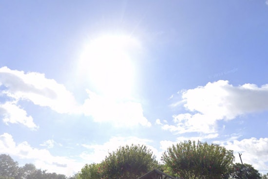 Houston Swelters As Heat Index Blasts Past 100 This Weekend