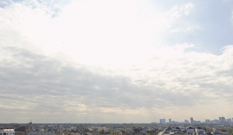 Houston Swelters Back Into Mid-90s as Storm Threat Bows Out