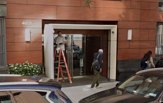 Hudson Hill Doormen Revolt Steps From Billionaires Row