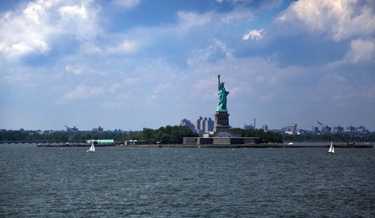 Hudson Hotspot Brings Manhattan Nightlife to a Party Barge off Ellis Island