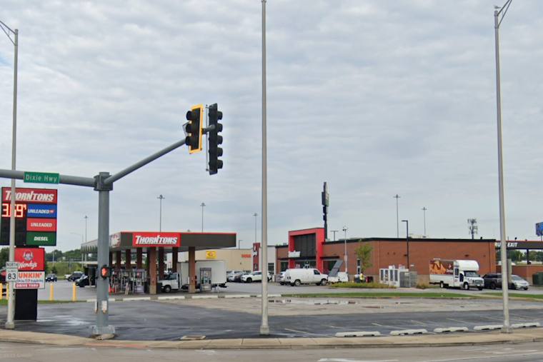 Hundreds Of Motorcycles Swarm Dan Ryan After Posen Gas Station Gathering