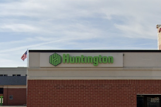 Huntington Axes 13 Michigan Branches, Metro Detroit Feels the Squeeze
