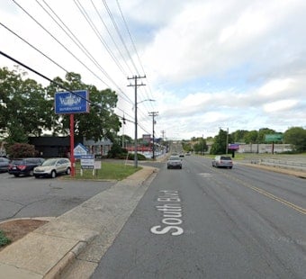 ICE Swarm Outside South Charlotte Latino Grocery Stuns Morning Crowd