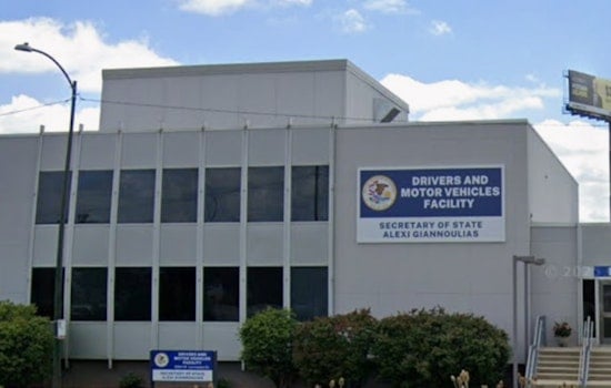 Illinois to Roll Out Blue Envelope Program at DMV Offices in January 2027
