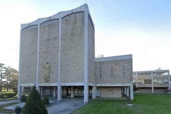 Islamic Boarding School Plan Sparks Zoning Showdown In Bay Shore