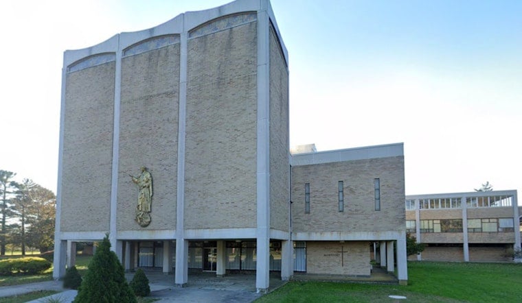 Islamic Boarding School Plan Sparks Zoning Showdown In Bay Shore