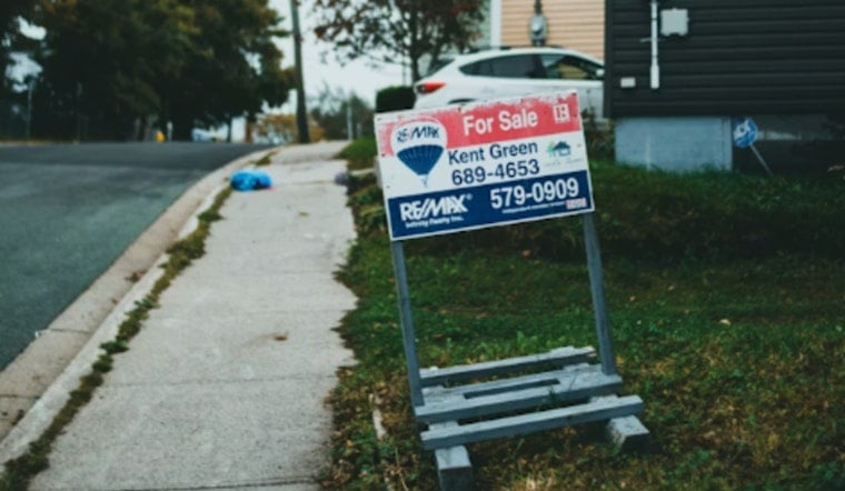 Jacksonville Yard Sign Crackdown Blasted As First Amendment Violation