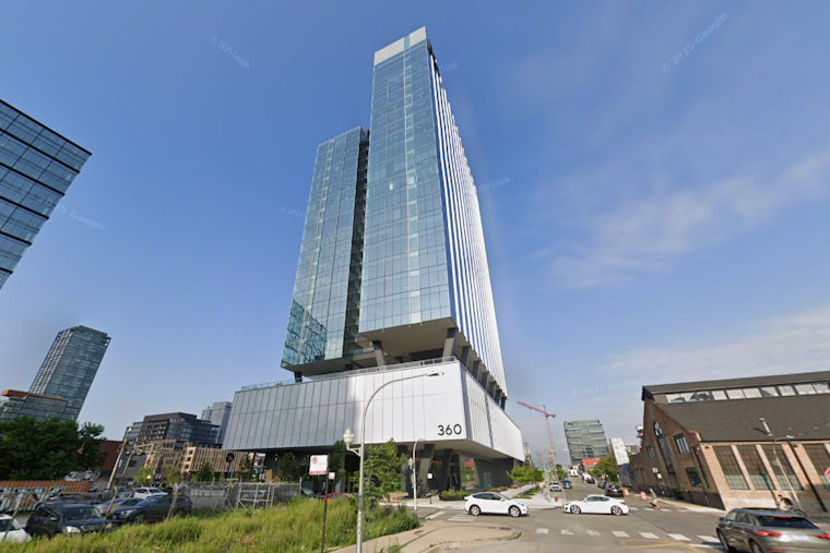 JPMorgan Fund Lands $213 Million Refi For Chicago Office Tower
