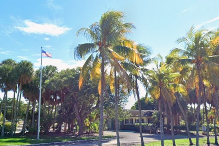 Key Biscayne Manhunt After Crandon Park Sex Assault In 'Uber' Minivan