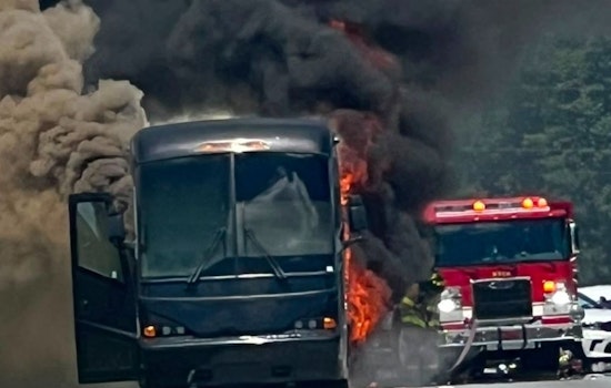 Kids Flee Exploding Charter Bus As Local Heroes Race In On I-85