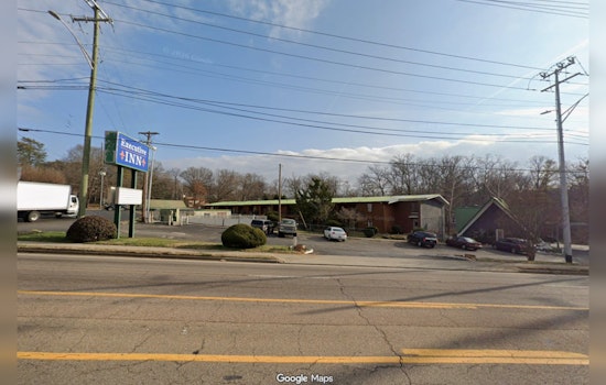 Knoxville man charged after Executive Inn fire