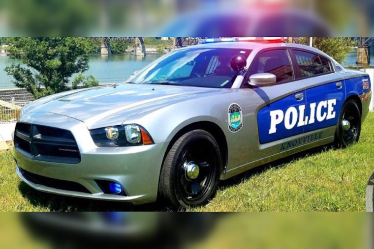 Knoxville Man With Outstanding Warrants Surrenders After West Inskip Standoff