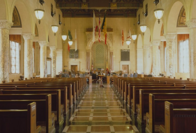 LA Council's Slur Rule Faces 30-Day Legal Challenge