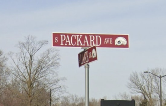 Lake Drive Parking Lot Gunfire Leaves Cudahy Woman Dead