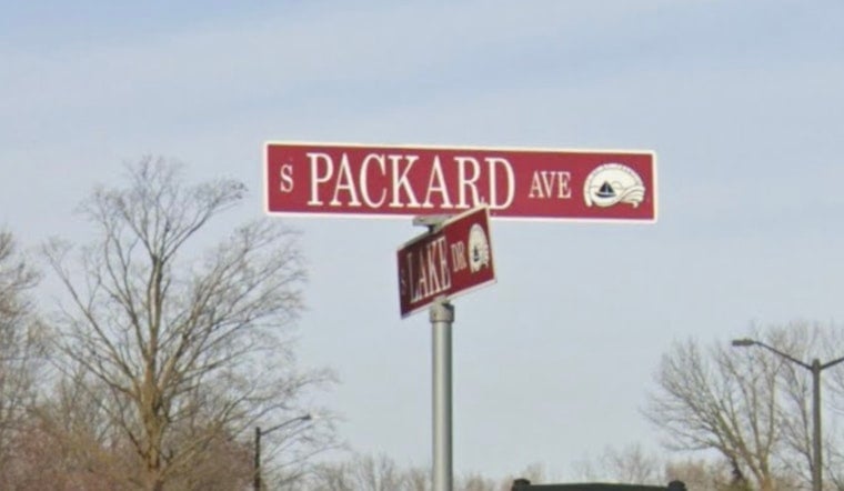 Lake Drive Parking Lot Gunfire Leaves Cudahy Woman Dead