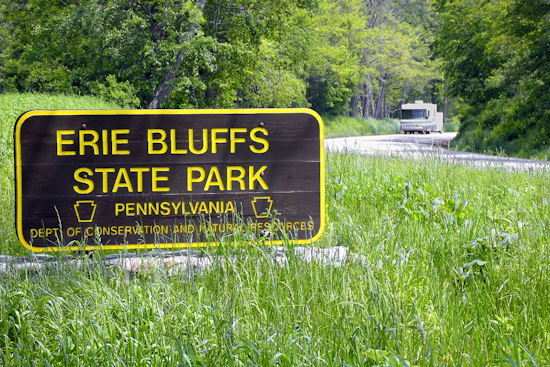 Lake Erie Horror Off Erie Bluffs as Butler County Man Dies in Boat Flip