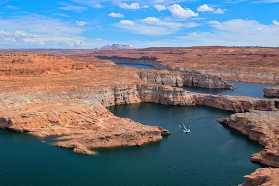 Lake Powell Child Dies After Falling From Boat, Being Struck