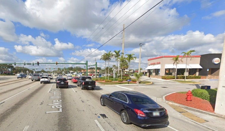 Lake Worth Burger King Gun Scare Has Deputies Hunting Drive‑Thru Suspect