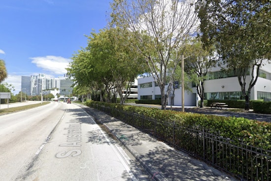 Lakefront Berkeley Tower Muscles Into West Palm Beach Skyline