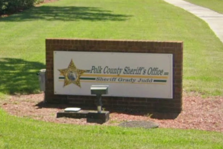 Lakeland Man With Strangulation Warrant Flees Deputies, Gets Arrested