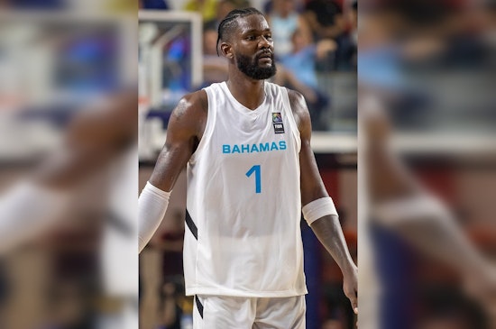 Lakers Ship Deandre Ayton To Wizards, Snag Jaden Hardy And Future Picks