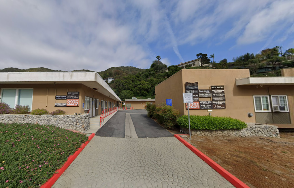 Land Trust Scoops Up 50 Canyon Studios, Keeps Laguna Artists In Town