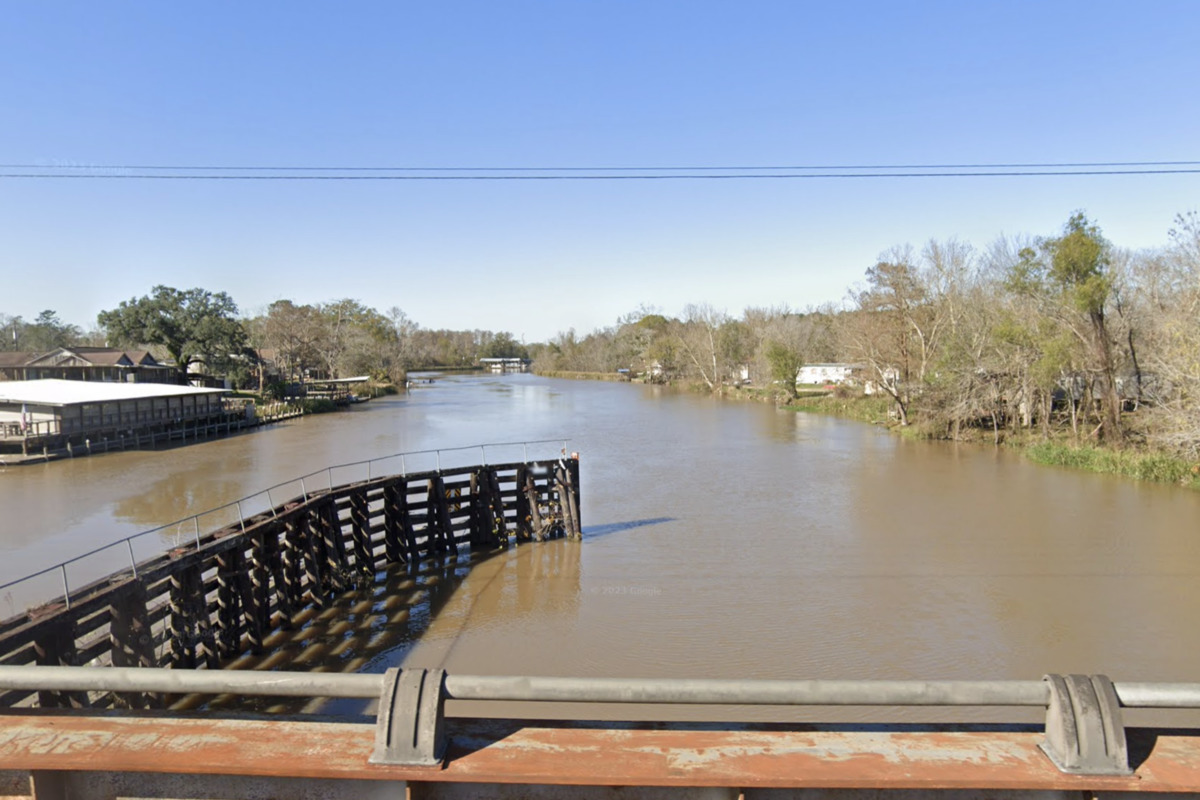 Amite River Boat Crash Near Prairieville Injures Four