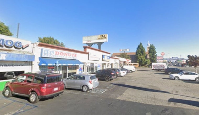 Late-Night Blaze Chokes Canoga Park Auto Shop By Donut Spot