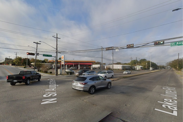 Late-Night Dallas DWI Crash Leaves Kids Hurt, Teen Driver Cuffed