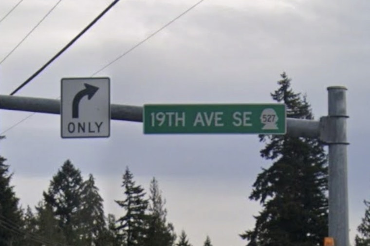 Late-Night Everett Crash on 19th Avenue SE Leaves Young Rider Dead
