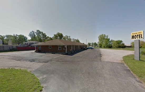 Laundry Room Blaze Boots 28 From Olathe Motel