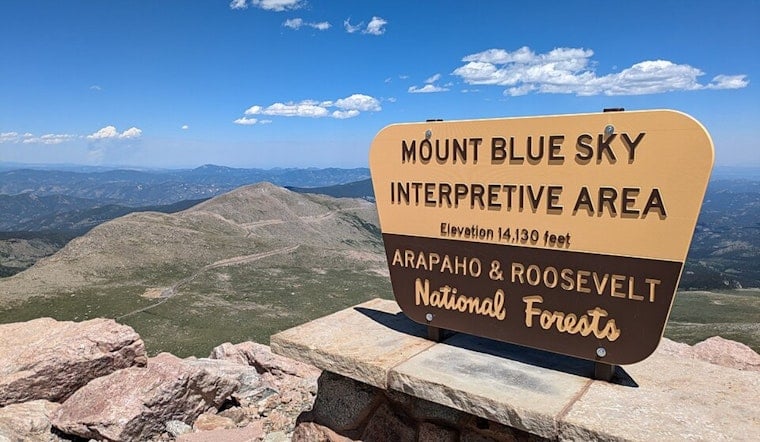 Lightning Blast On Mount Blue Sky Kills One, Injures Four At Summit