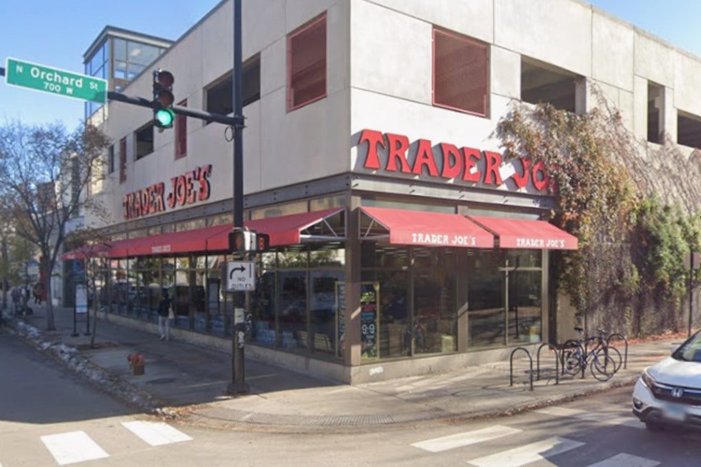 Lincoln Park’s Trader Joe’s Corner Quietly Hits The Market