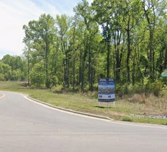Liquid Wizards Leases 315,896-Square-Foot Huntersville Warehouse