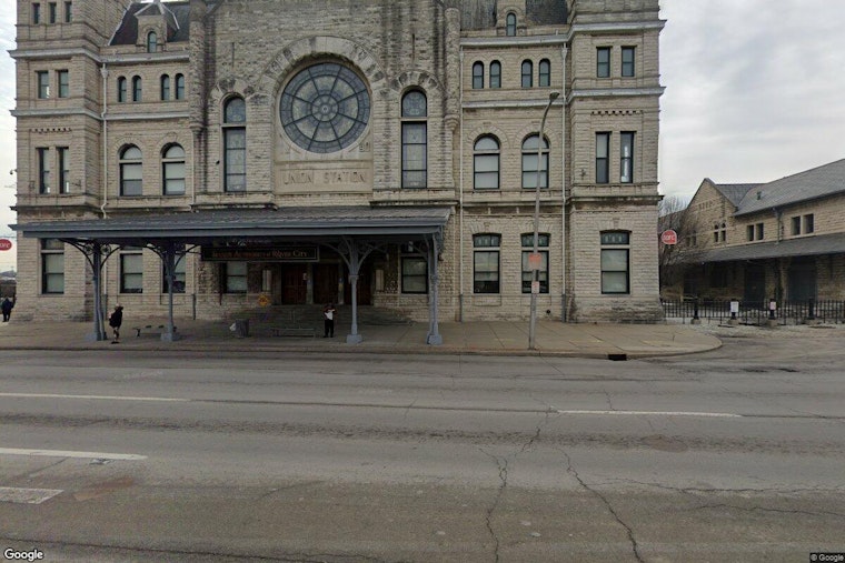 Louisville's New Broadway Medians Have Drivers Seeing Red