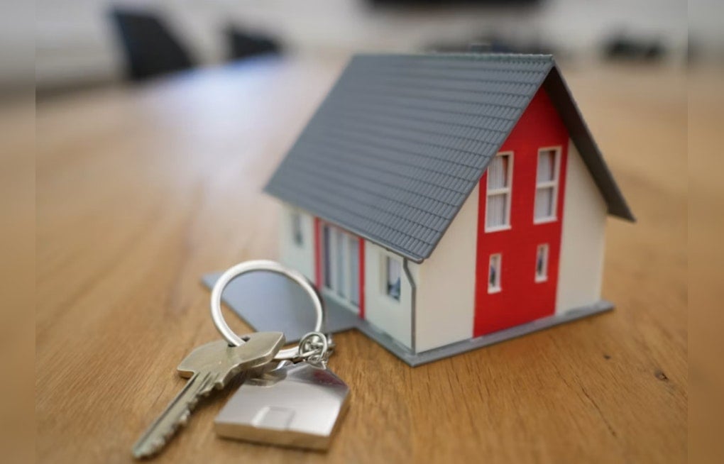 Lutz Luxury Apartment Hub On Brink After $26 Million Mortgage Meltdown