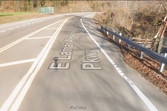 Major Wreck Paralyzes Maryville’s Gateway to the Smokies