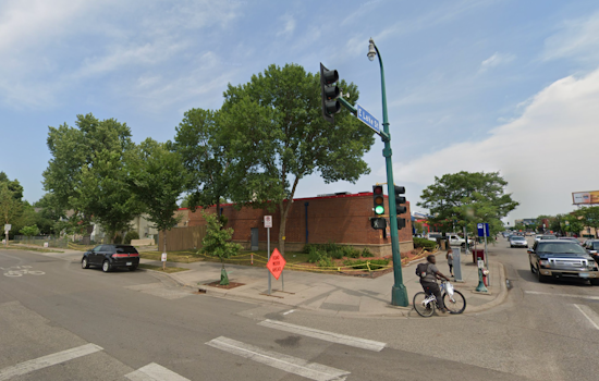 Man Shot Multiple Times Outside Minneapolis Business As Suspect Flees