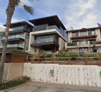 Manhattan Beach Strand Stunner Nabs Crown In LA Luxury Contract Wars
