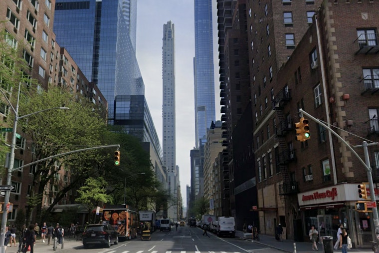 Manhattan Billionaires’ Row Water War Erupts Over Chalky Faucets