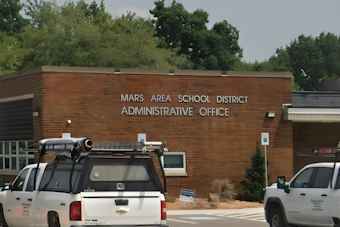 Mars Teachers Pack School Board Meeting Over Contract Talks